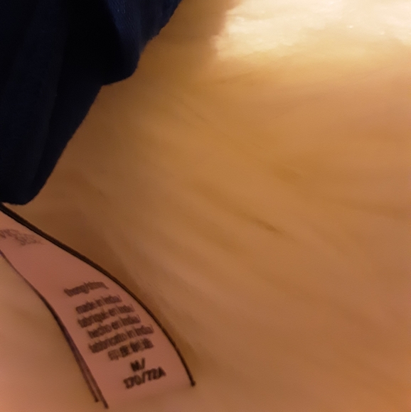 NWT VICTORIAS SECRET RAZORBACK BRA THONG SET - Picture 5 of 6